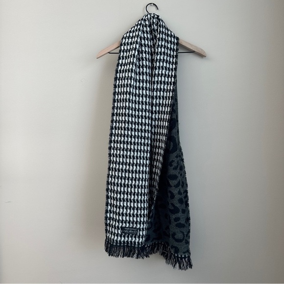 Simply Southern Reversible Scarf Black White Houndstooth Leopard Fringe Wrap - Picture 1 of 4